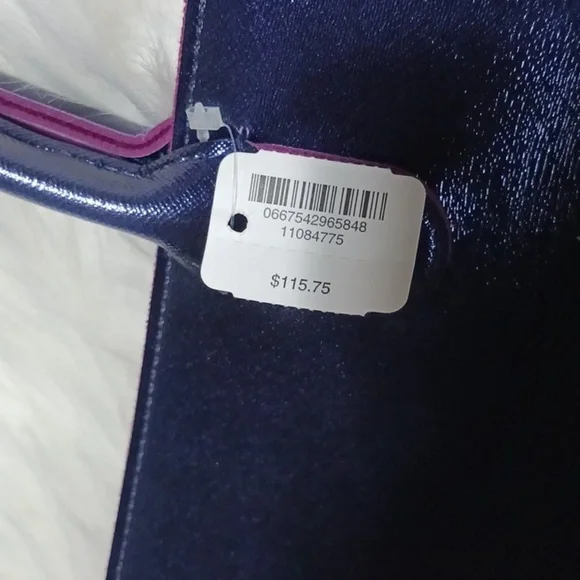 NWT Bath & Body Works large blue tote,  with small glitter pouch that zips - Picture 4 of 8